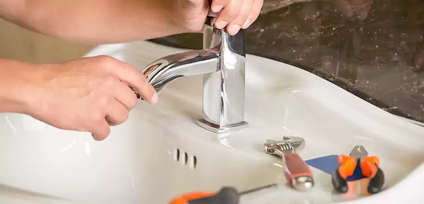 Bathtub Faucet Replacement in Fort Smith