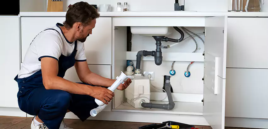 Plumbers for Frozen Pipes in Fort Smith